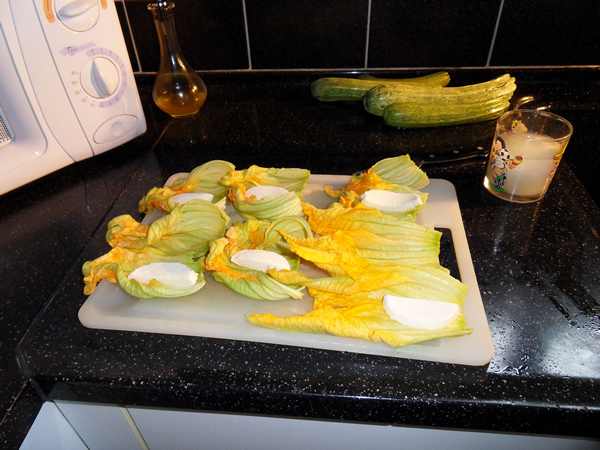 zucchini flowers preparation